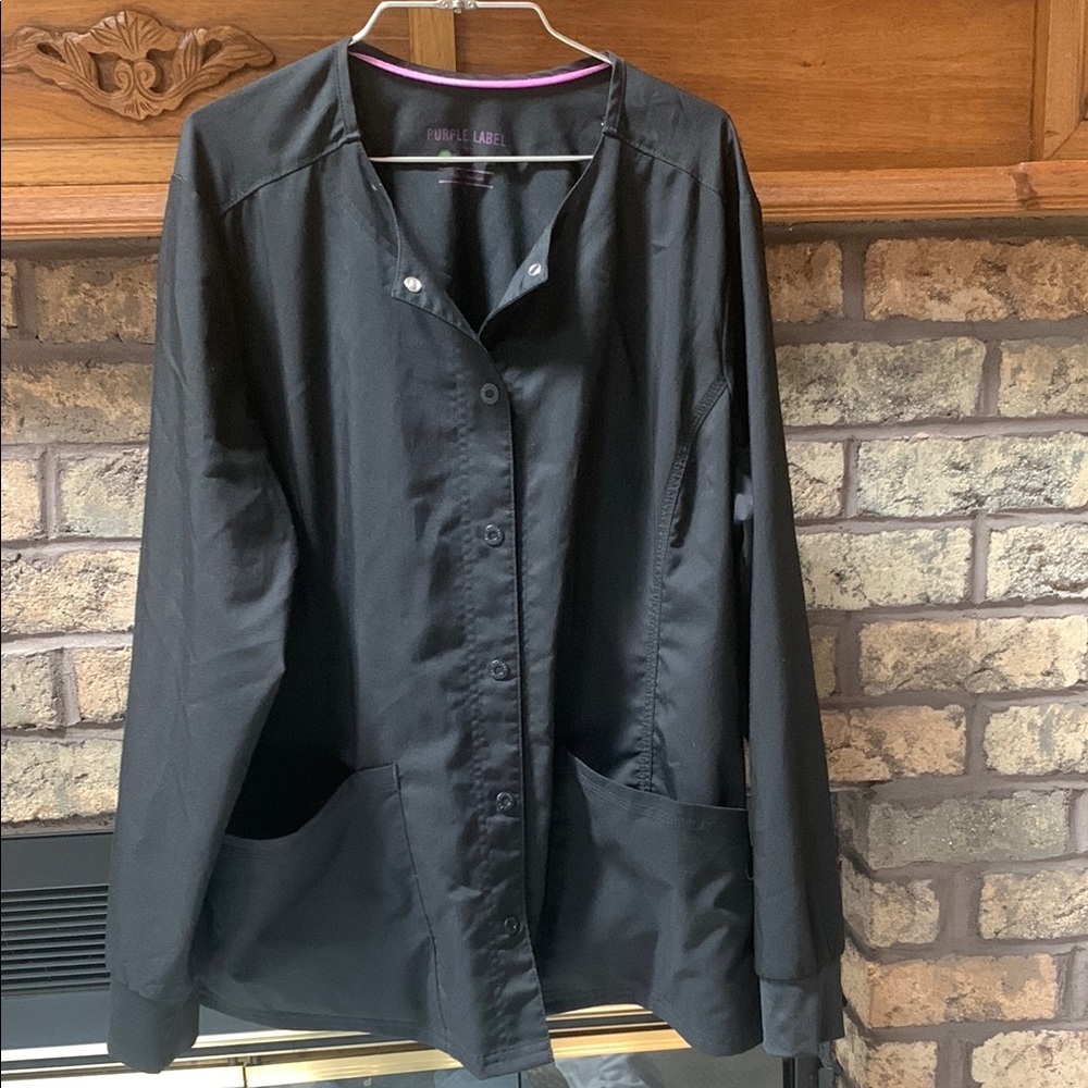 Womens black healing hands scrub warm up jacket size large. Euc